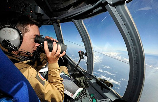 Best binoculars shop for plane watching