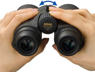 Interpupillary distance adjustment on binoculars