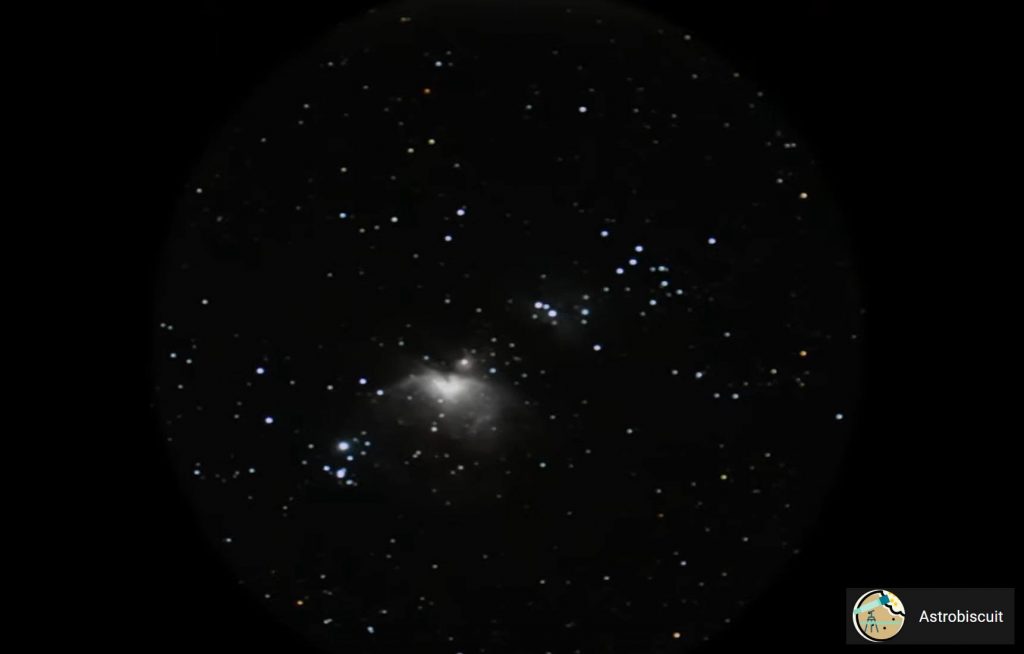 Simulation of the view of the Orion Nebula using 7x50 Binoculars 