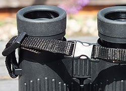 Quick release clips on the Opticron DBA Oasis neck strap