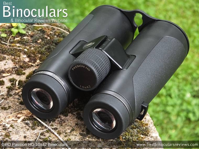 Focus Wheel on the GPO Passion HD 10x42 Binoculars