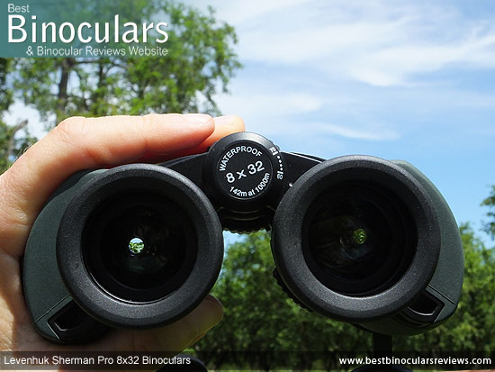 Adjusting the Focus Wheel on the Levenhuk Sherman Pro 8x32 Binoculars